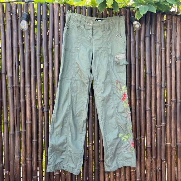 Rave R4R Floral Pants • Embroidered • Green Khaki Cargo • Size 5 - Picture 2 of 9